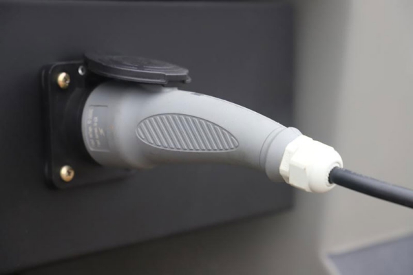 Utilitaire Électrique Série TERRAMAK