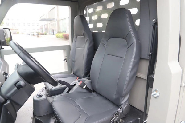 Utilitaire Électrique Série TERRAMAK